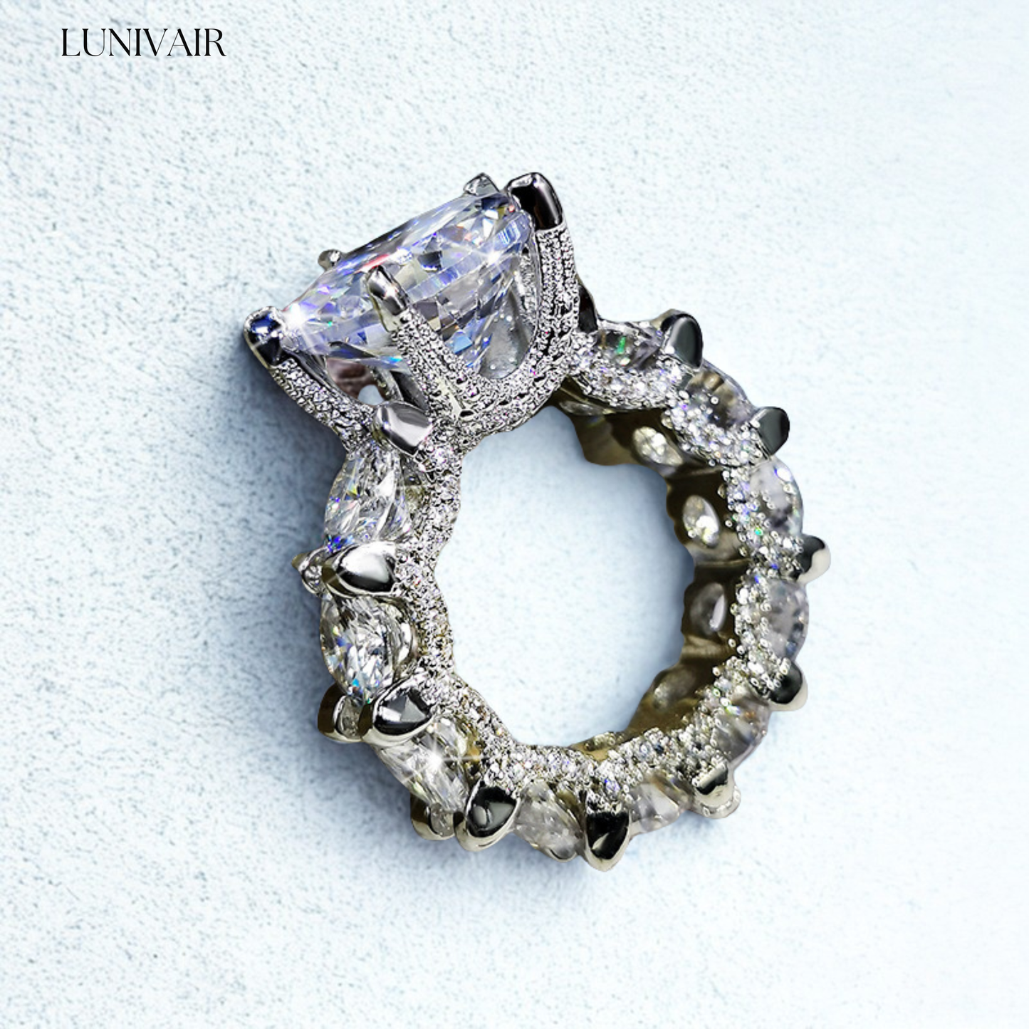 Eleganter Zirkonia Ring